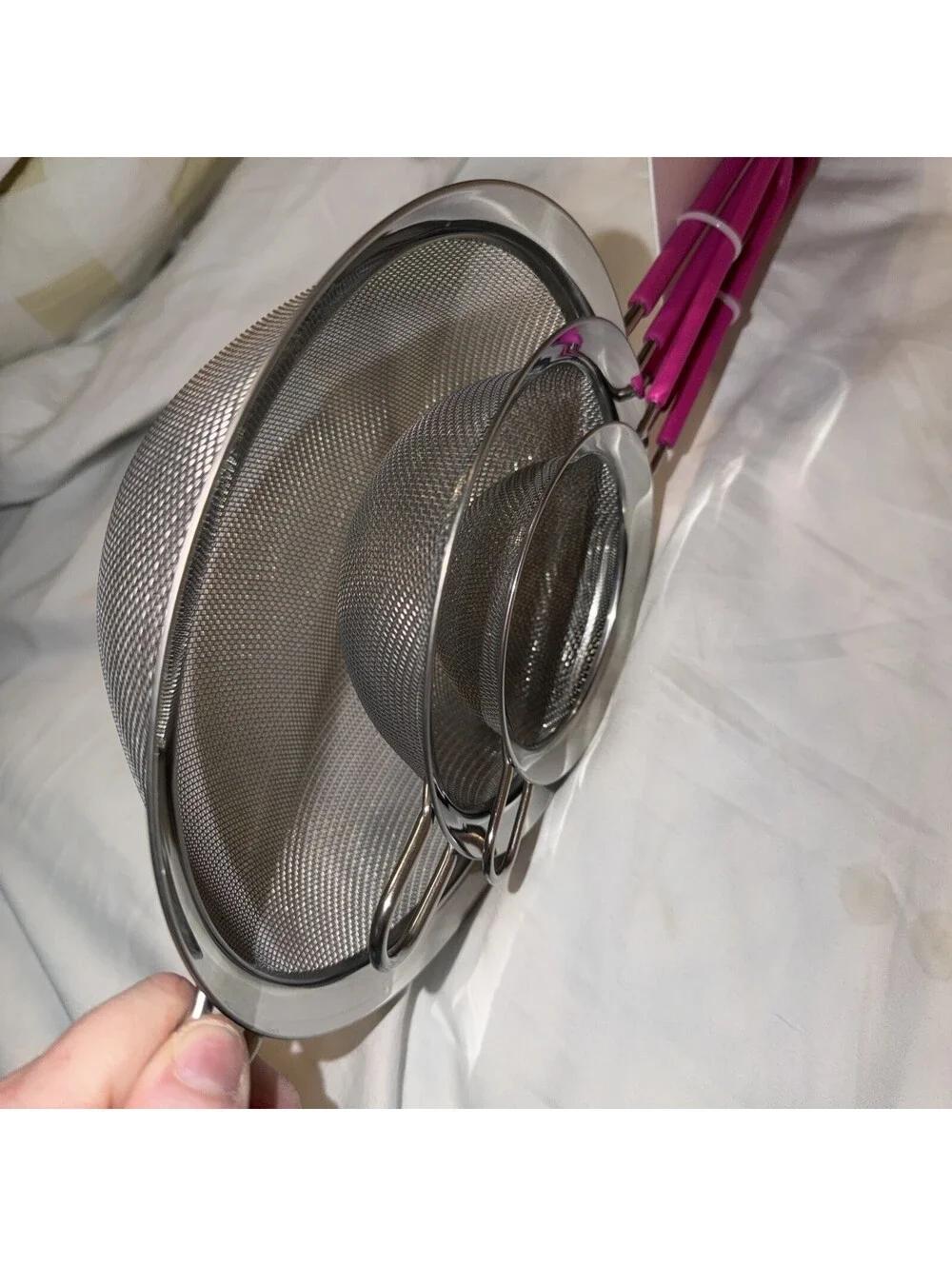 PARIS HILTON 3 Piece Stainless Steel Strainer Set With Pink Handles NWT